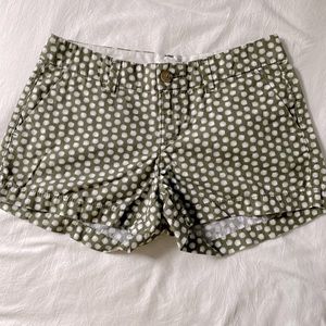 Old navy womens olive green sea shell shorts CLOSET CLEAR OUT
